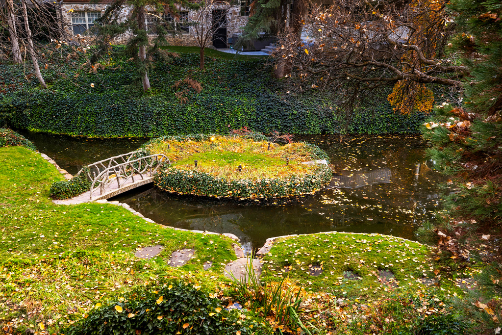 1220 E YALE AVE Salt Lake City, UT 84105