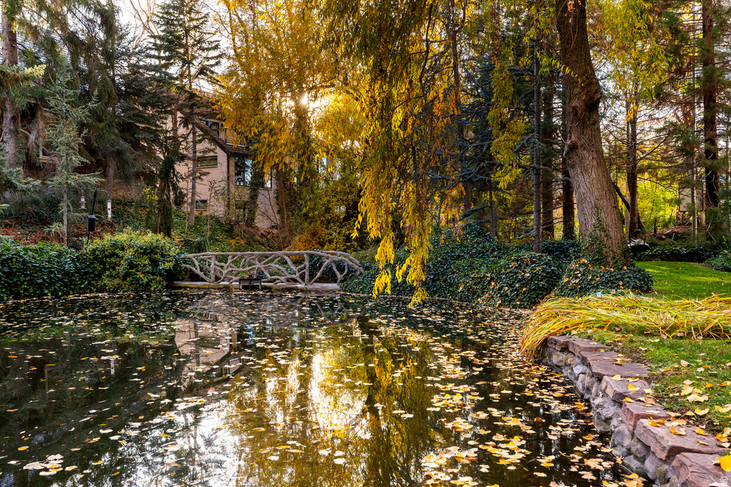 1220 E YALE AVE Salt Lake City, UT 84105