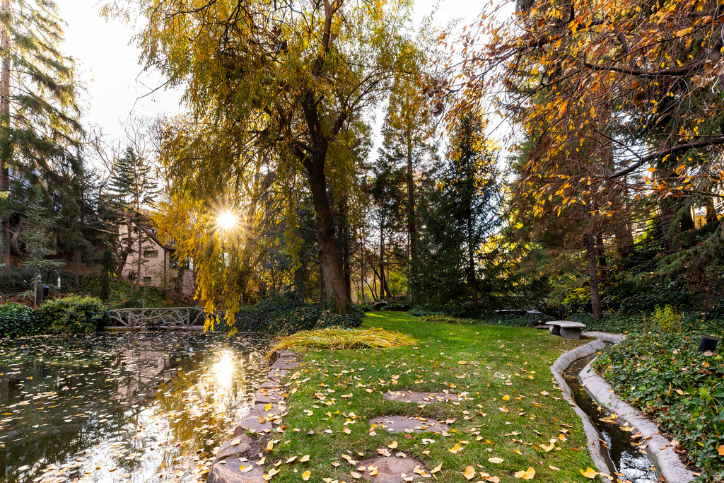 1220 E YALE AVE Salt Lake City, UT 84105