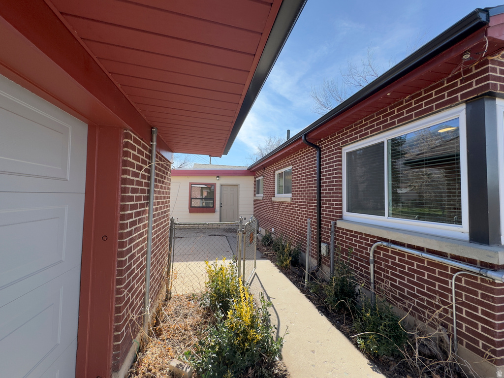 3120 TYLER AVE Ogden, UT 84403