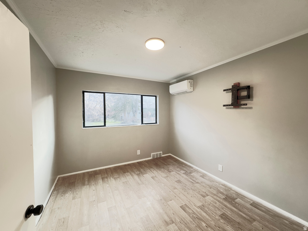 3120 TYLER AVE Ogden, UT 84403