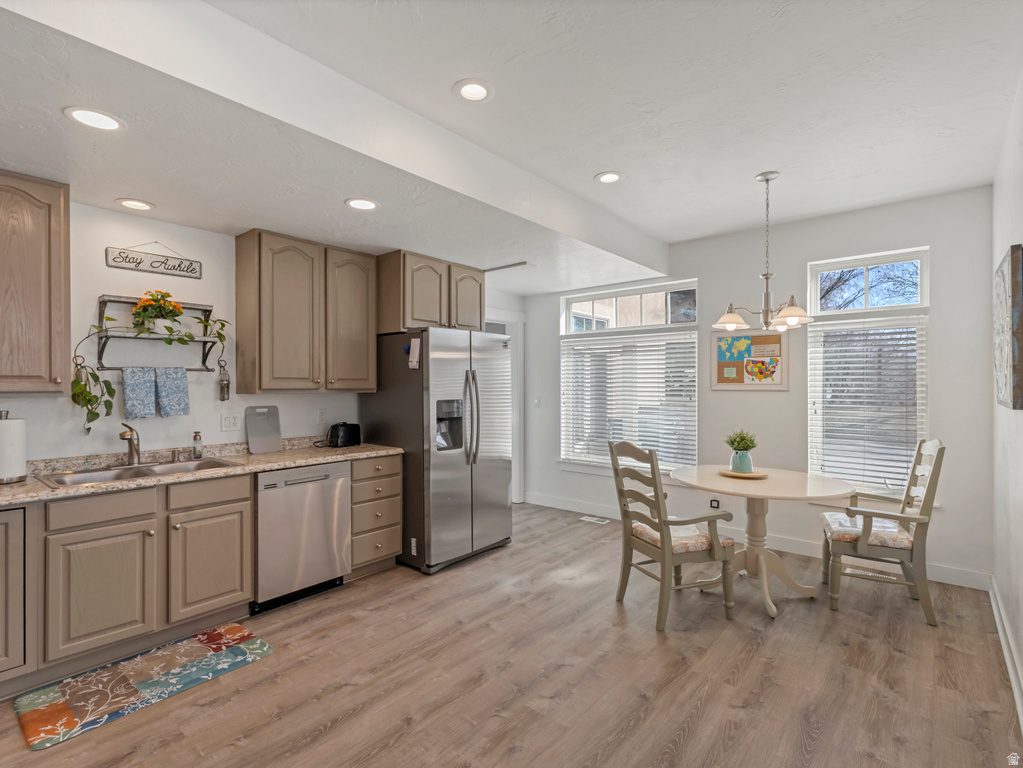 861 N 1100 E Pleasant Grove, UT 84062