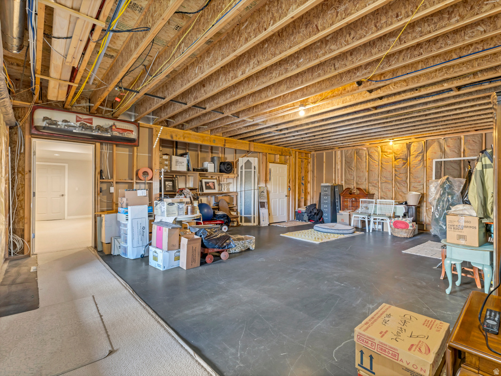 861 N 1100 E Pleasant Grove, UT 84062