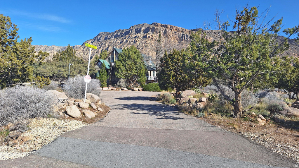 2000 ANDERSON JUNCTION RD Toquerville, UT 84774