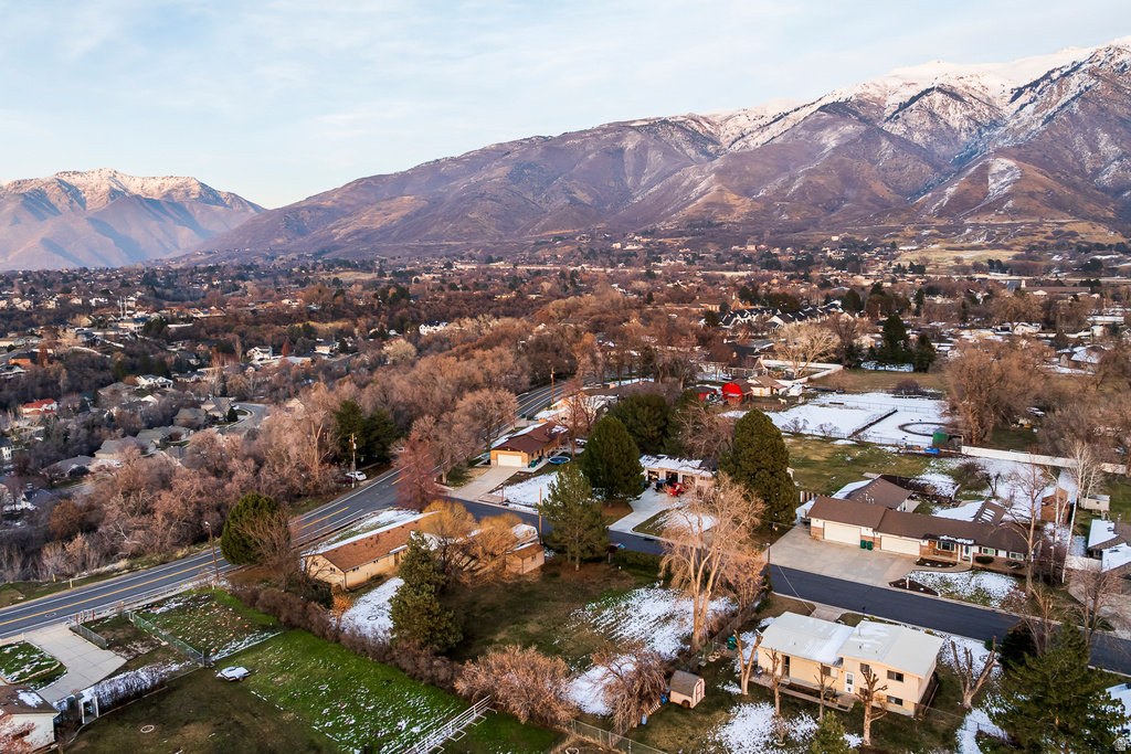 2124 E CHERRY LN Layton, UT 84040