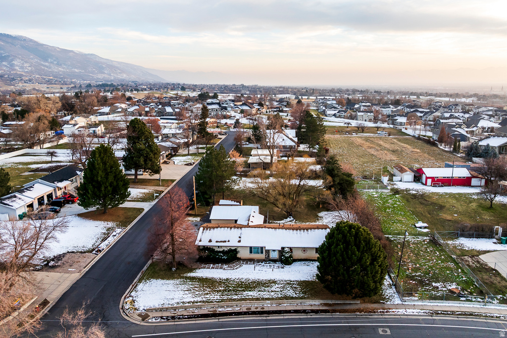 2124 E CHERRY LN Layton, UT 84040