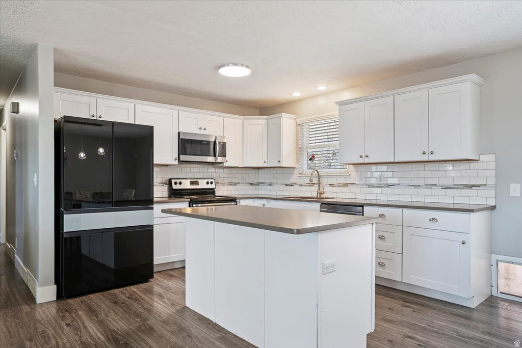 2946 N 1350 E North Ogden, UT 84414