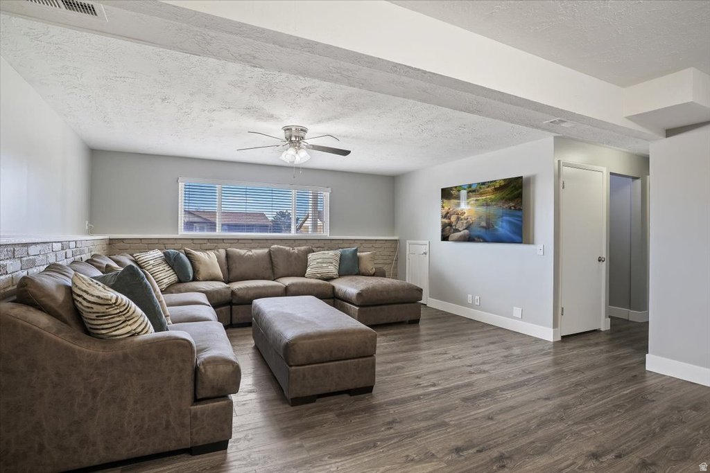 2946 N 1350 E North Ogden, UT 84414