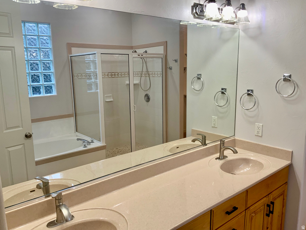 1042 W HILLVIEW DR Washington, UT 84780