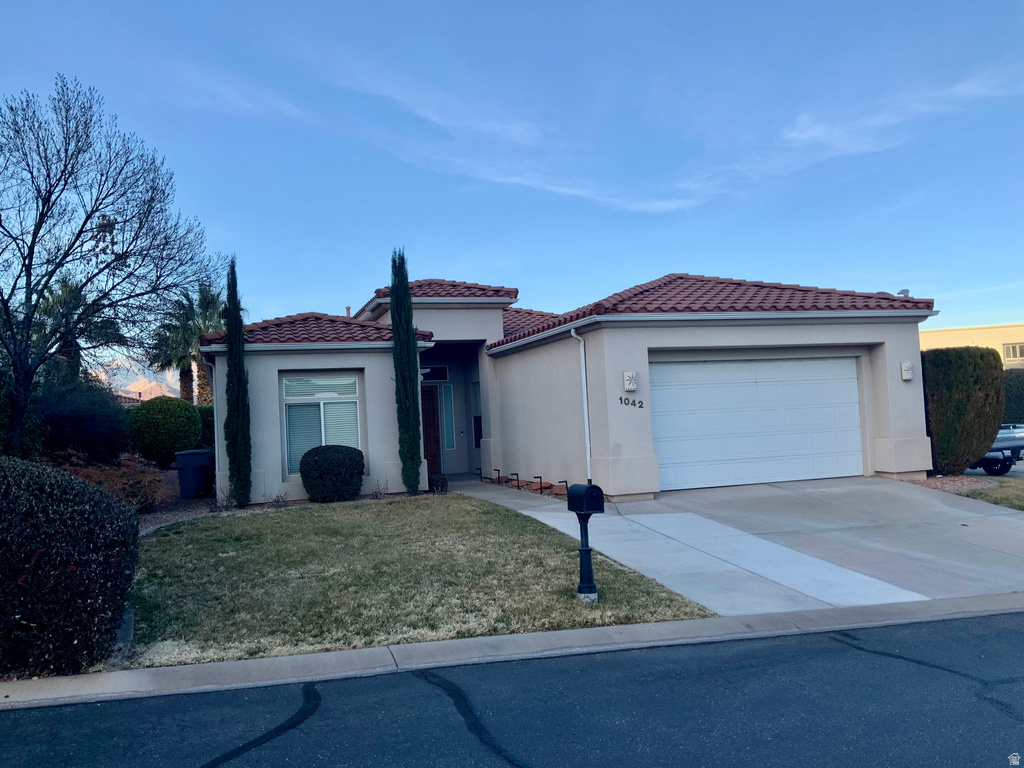 1042 W HILLVIEW DR Washington, UT 84780