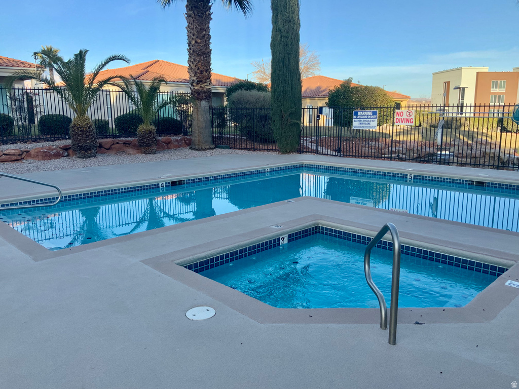 1042 W HILLVIEW DR Washington, UT 84780