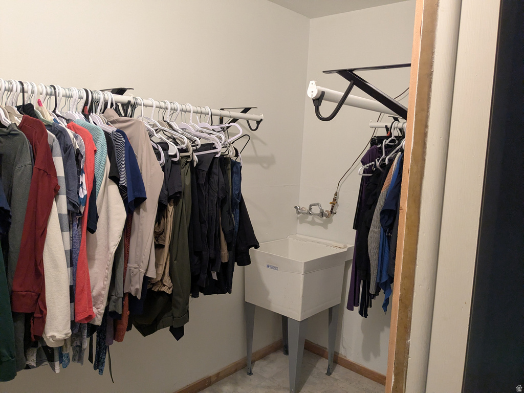 4172 W 3860 S West Valley City, UT 84120