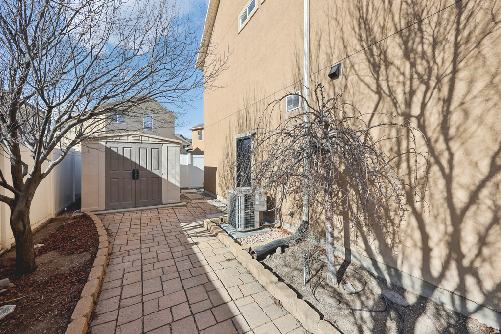 5103 W LONDON BAY DR Riverton, UT 84096