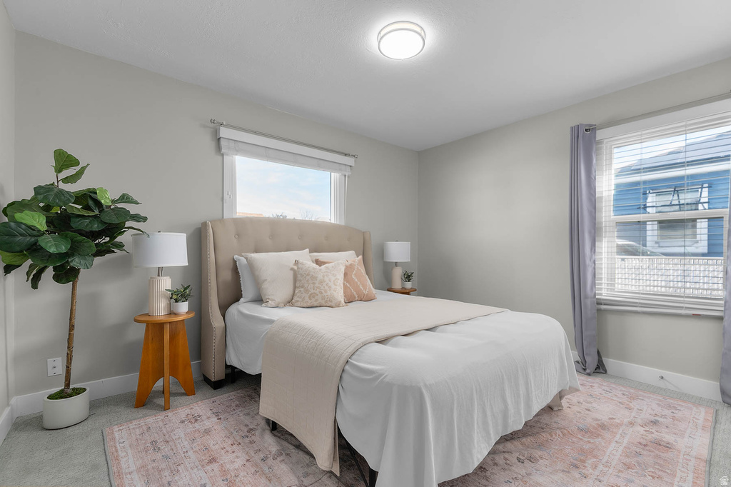 230 S LAKEVIEW DR Clearfield, UT 84015