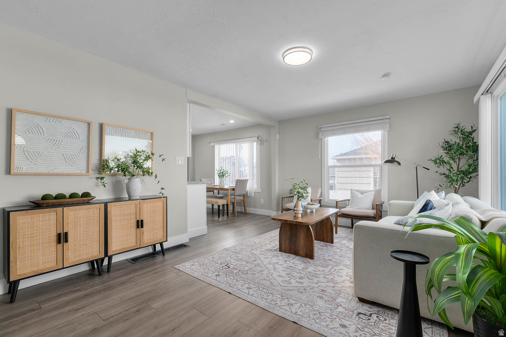 230 S LAKEVIEW DR Clearfield, UT 84015