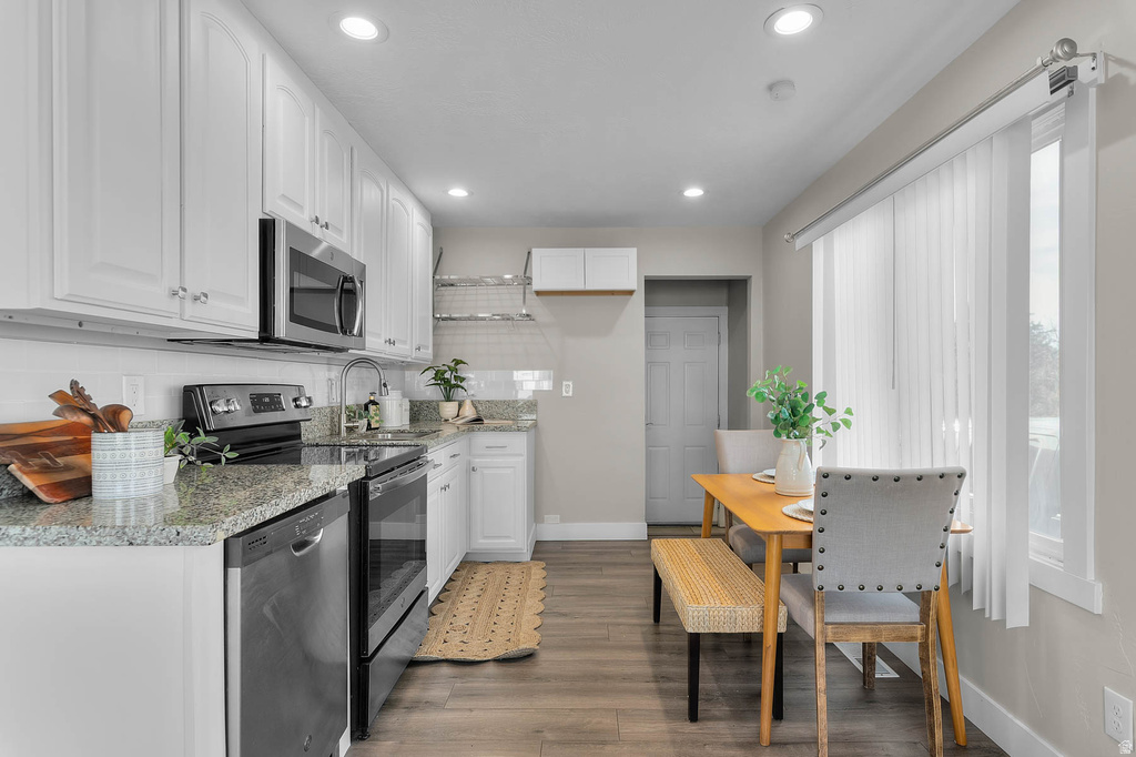 230 S LAKEVIEW DR Clearfield, UT 84015