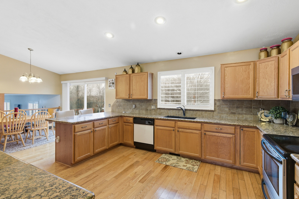 9354 S WELBY DR West Jordan, UT 84088