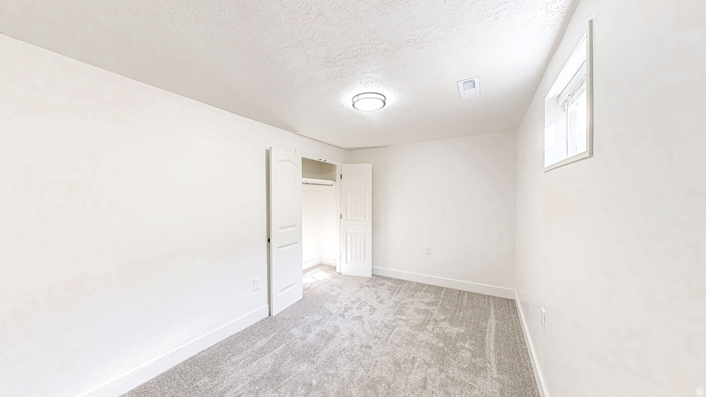 1361 E 400 S Springville, UT 84663