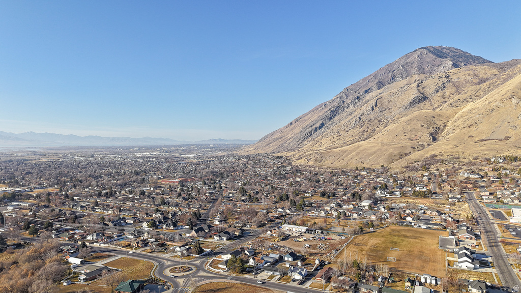 1361 E 400 S Springville, UT 84663