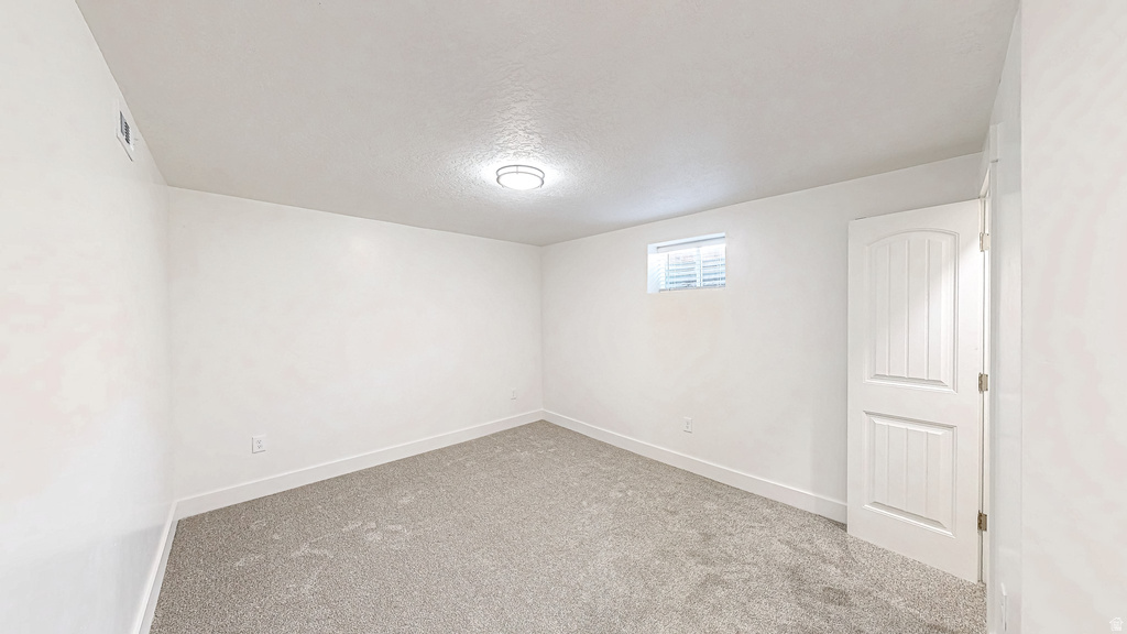 1361 E 400 S Springville, UT 84663