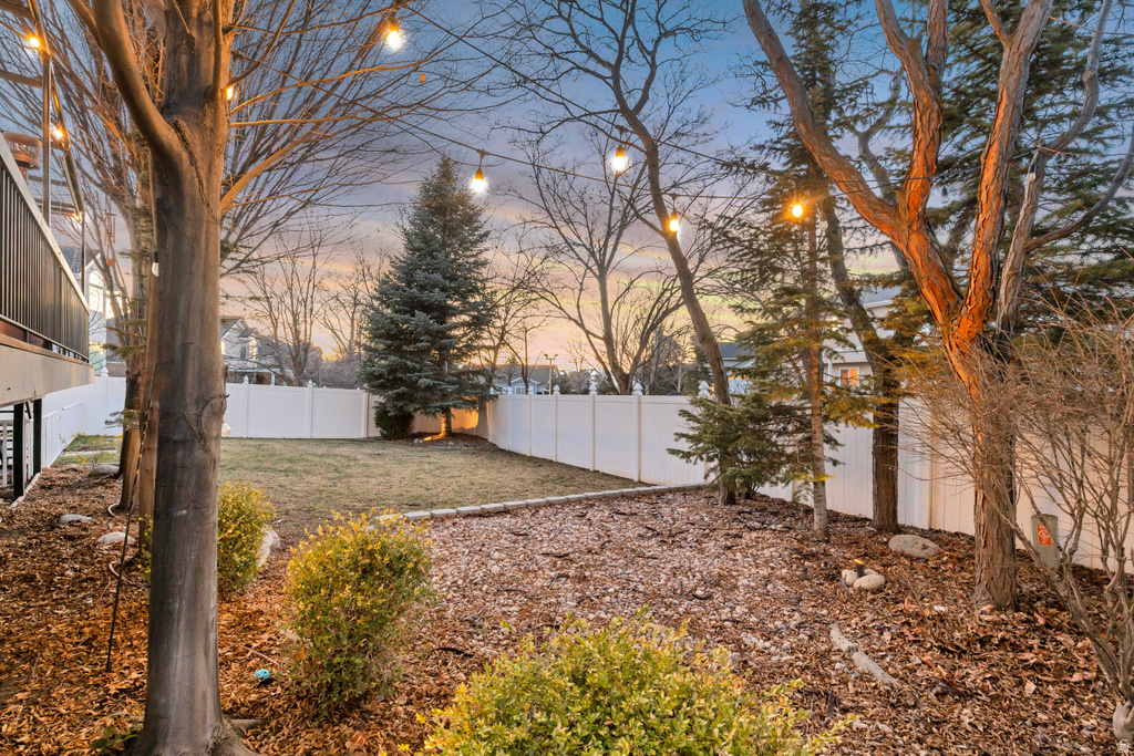 9162 S GLENN ABBEY WAY Sandy, UT 84093