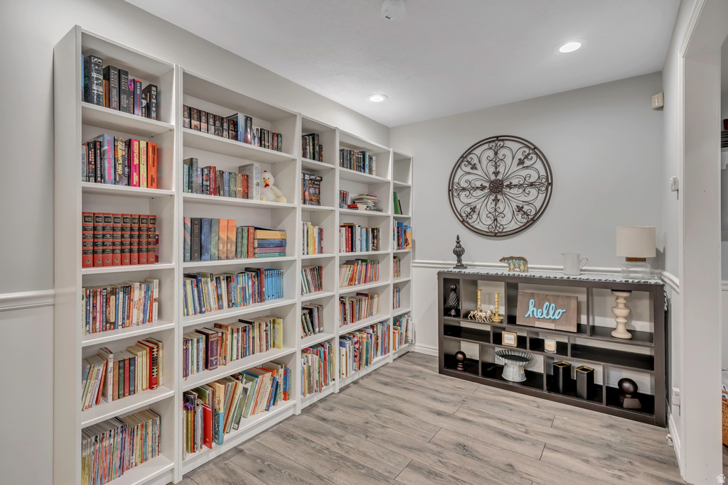 9162 S GLENN ABBEY WAY Sandy, UT 84093