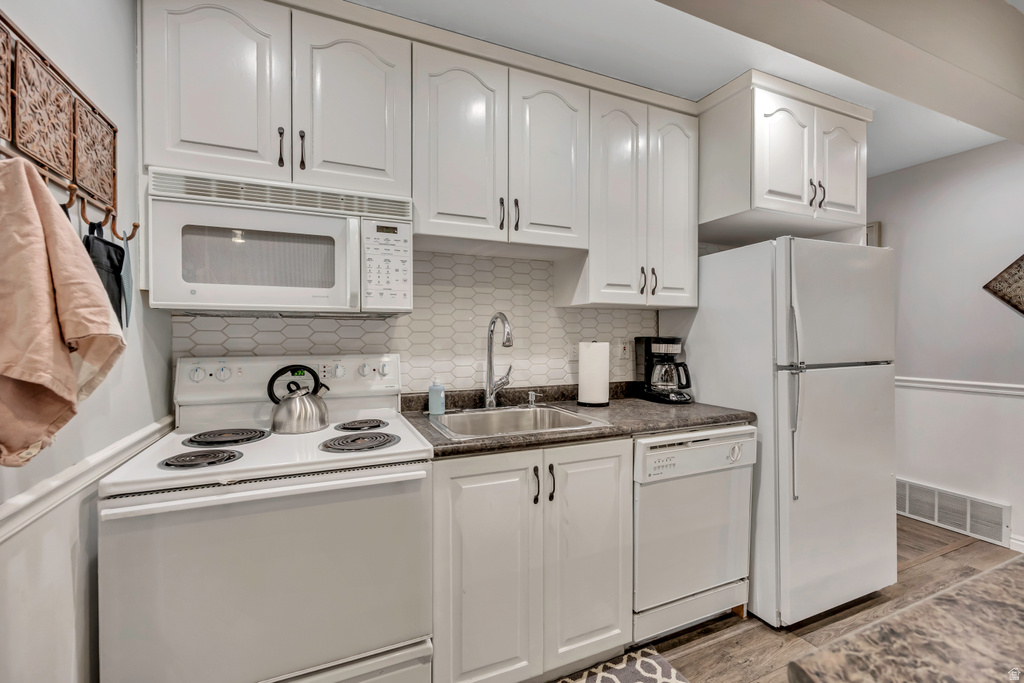 9162 S GLENN ABBEY WAY Sandy, UT 84093