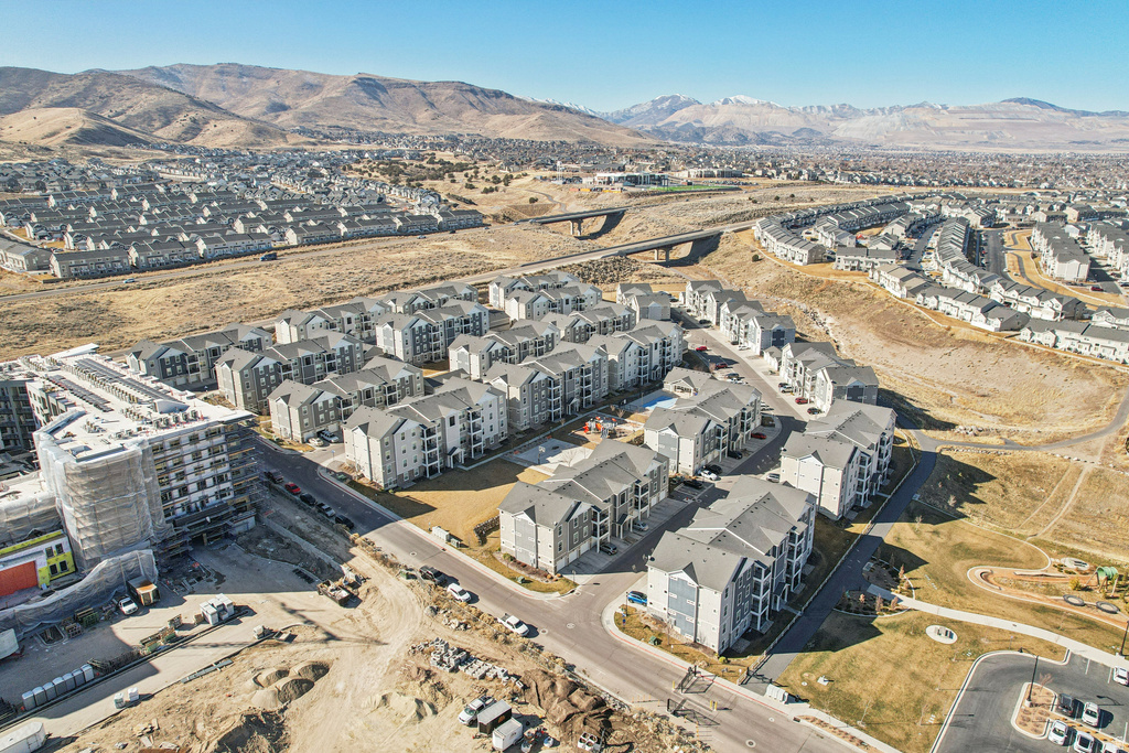 14688 S ASTIN LN #Q202 Herriman, UT 84096