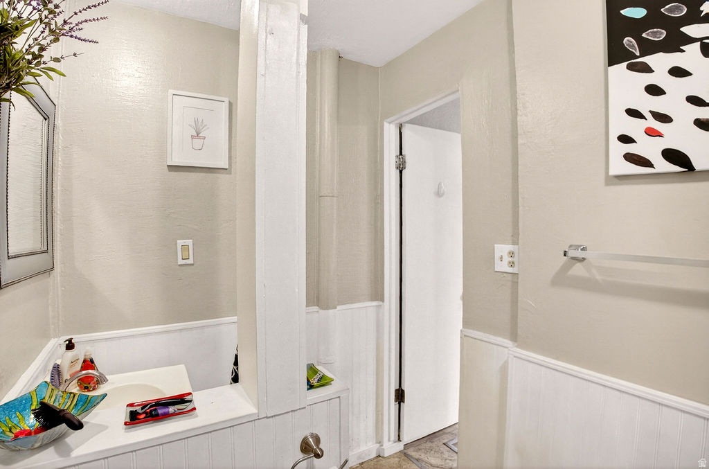 825 N 11TH AVE Pocatello, ID 83201