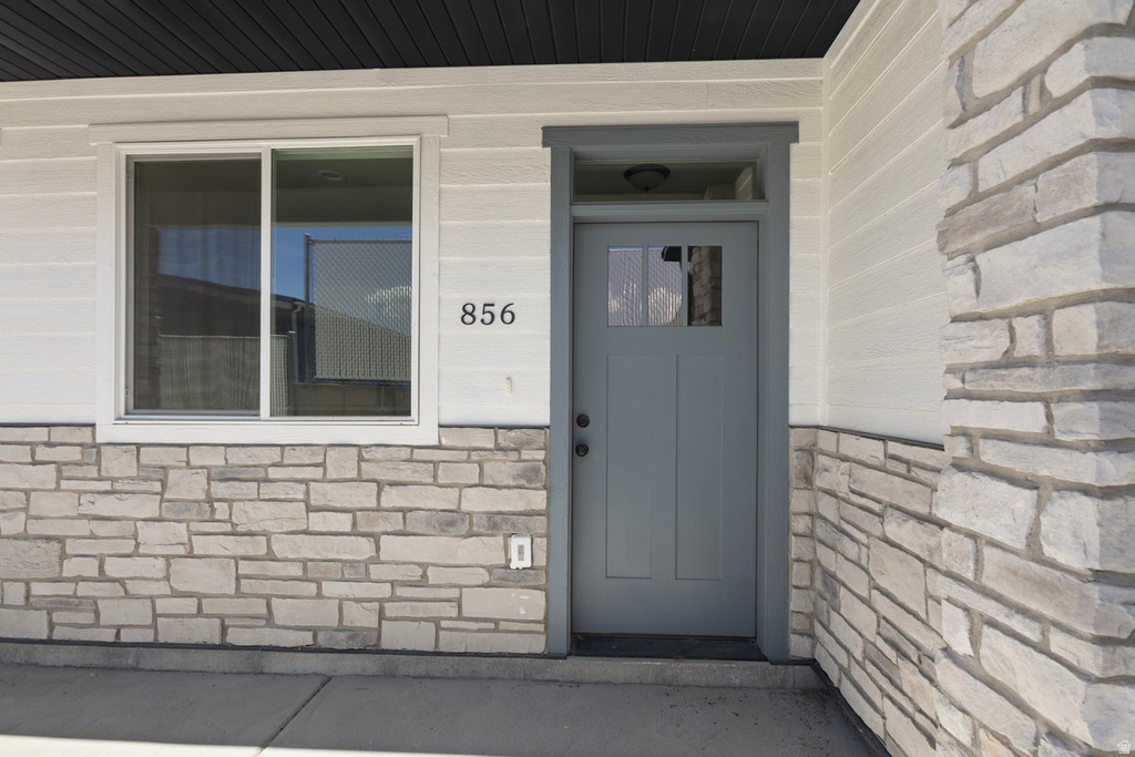 856 E 250 N Hyrum, UT 84319