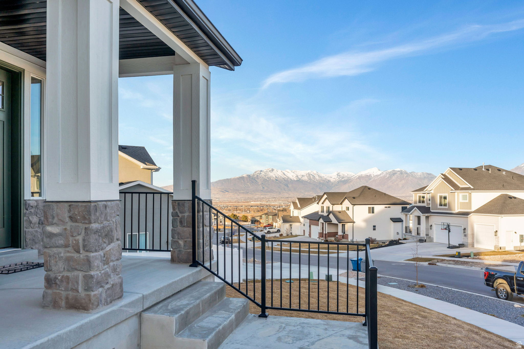1537 S LUKAS LN Saratoga Springs, UT 84045