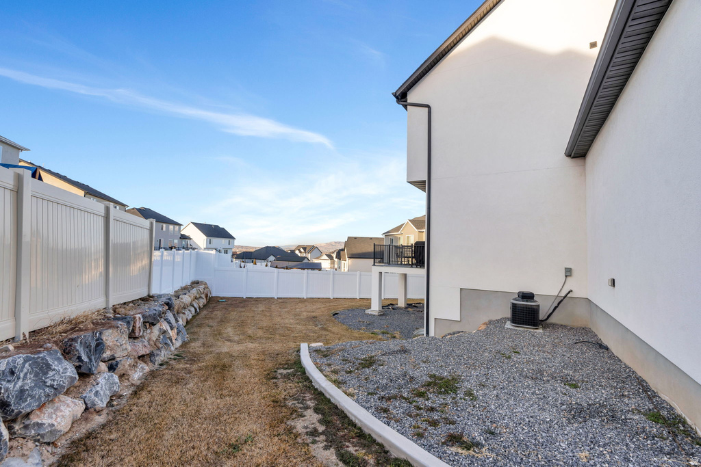 1537 S LUKAS LN Saratoga Springs, UT 84045