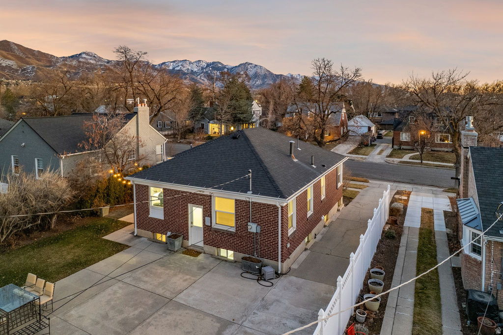 1863 E 900 S Salt Lake City, UT 84108