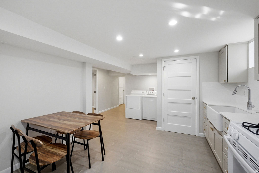 1863 E 900 S Salt Lake City, UT 84108