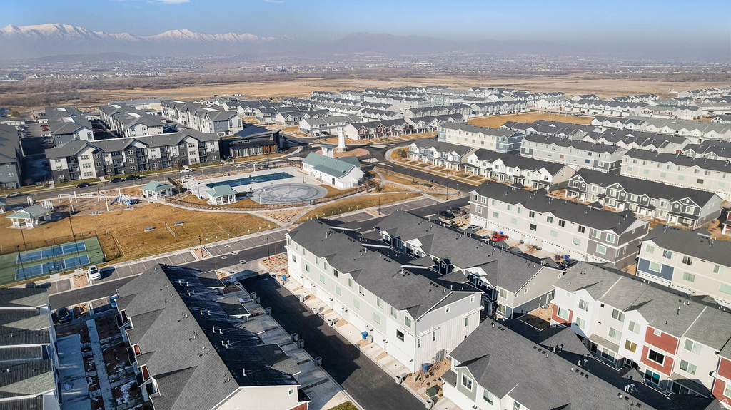 1098 E QUARTERDECK WAY Saratoga Springs, UT 84045