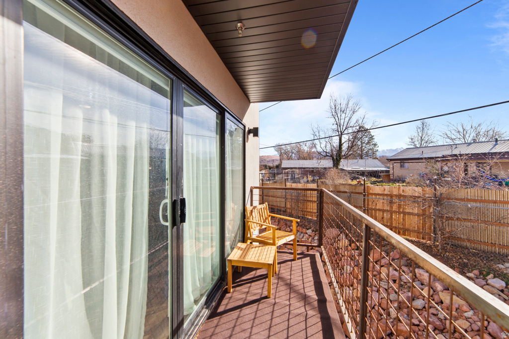 443 KANE CREEK BLVD #B201 Moab, UT 84532