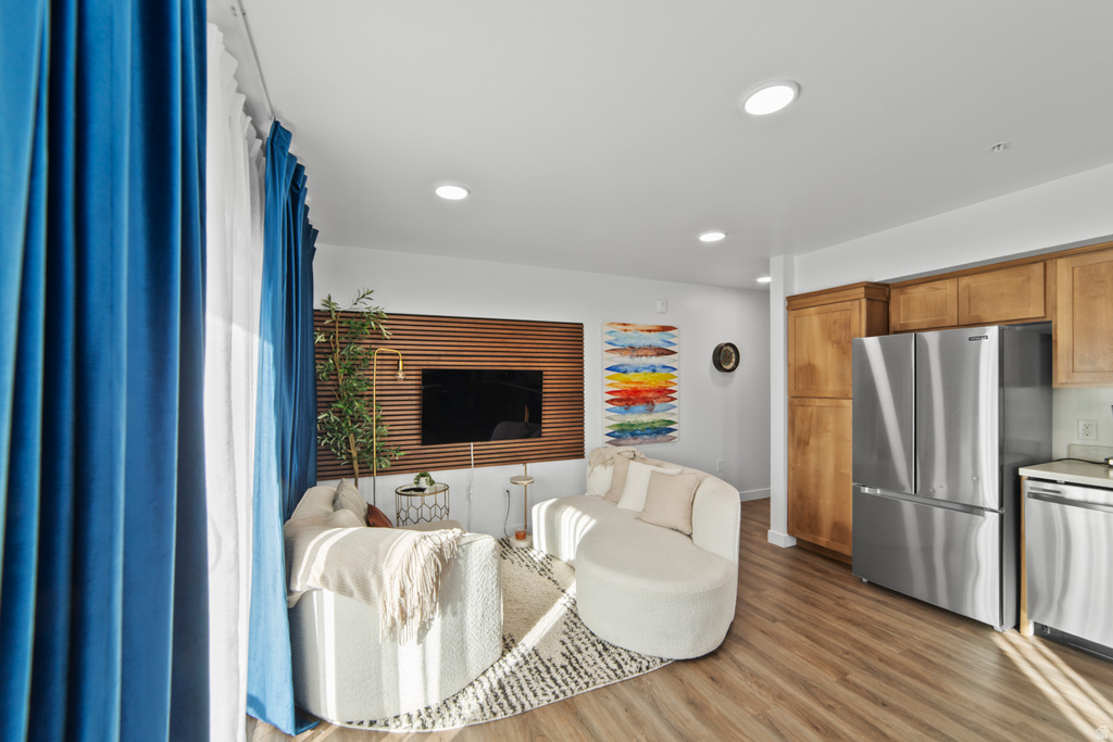 443 KANE CREEK BLVD #B201 Moab, UT 84532