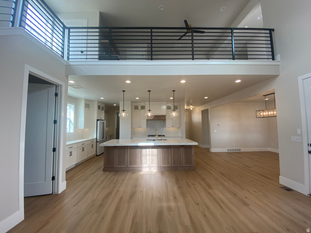 7103 W DOCKSIDER DR South Jordan, UT 84009