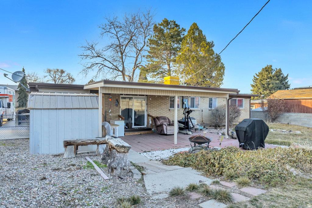 3799 S MANHATTEN DR West Valley City, UT 84120