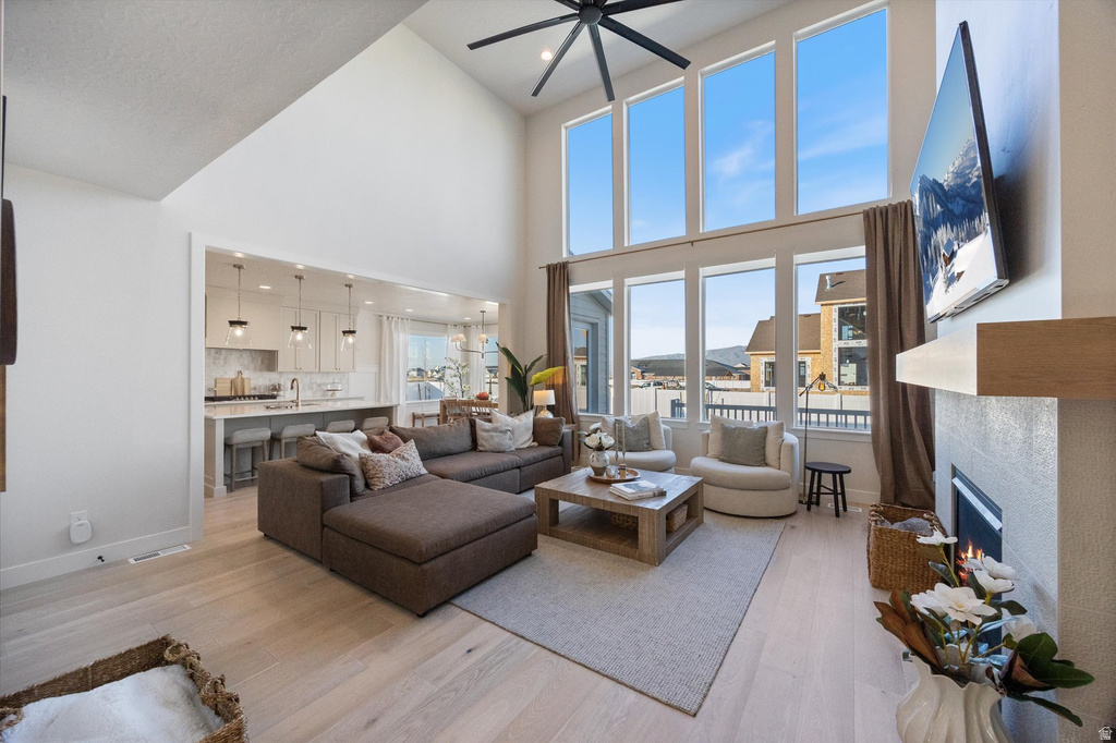 344 S TAHOE ST Vineyard, UT 84059