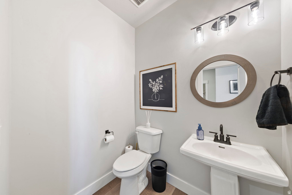 673 E 2000 N North Logan, UT 84341