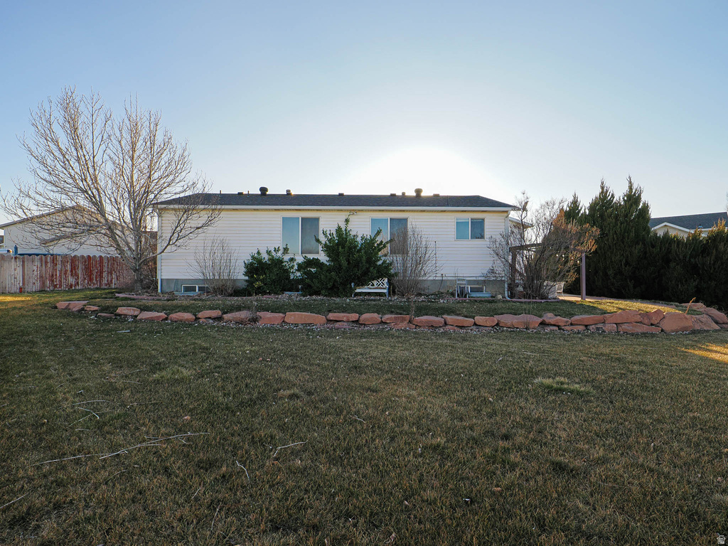 6616 W FANFARE CT West Valley City, UT 84128