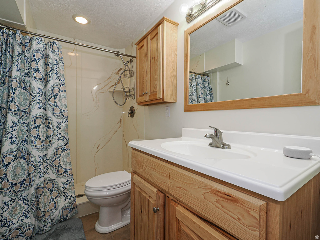 6616 W FANFARE CT West Valley City, UT 84128