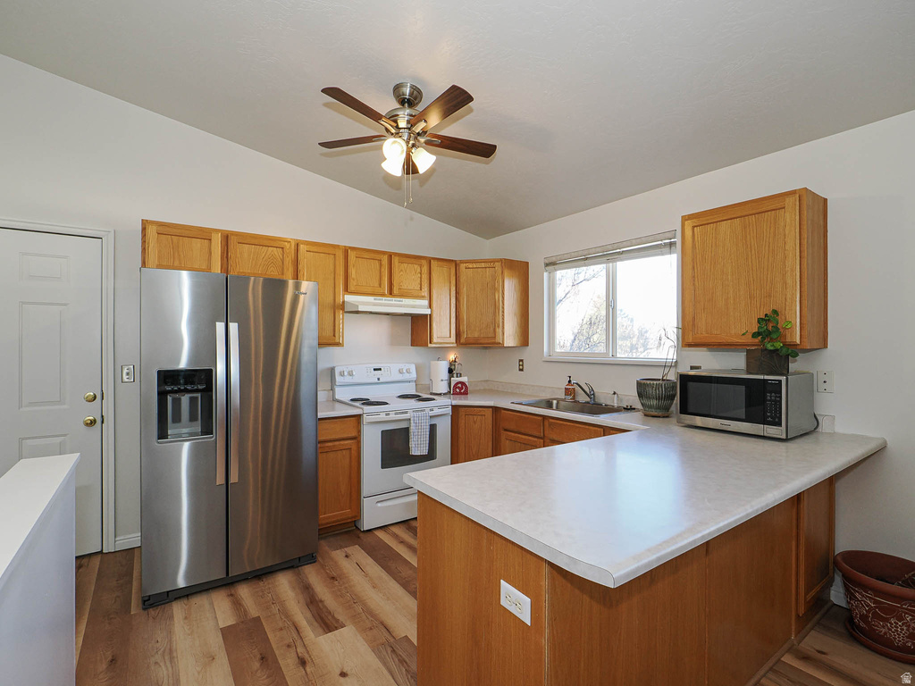 6616 W FANFARE CT West Valley City, UT 84128