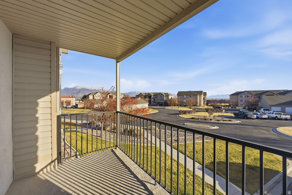 1936 N CREST RD Saratoga Springs, UT 84045