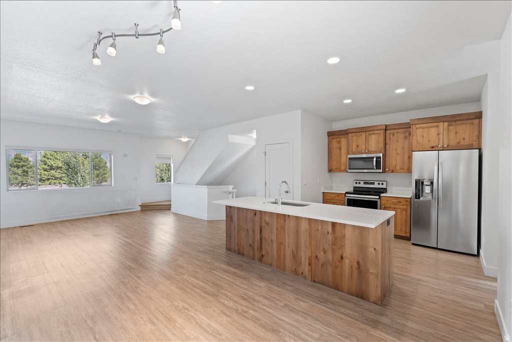 2234 N 450 W Layton, UT 84041