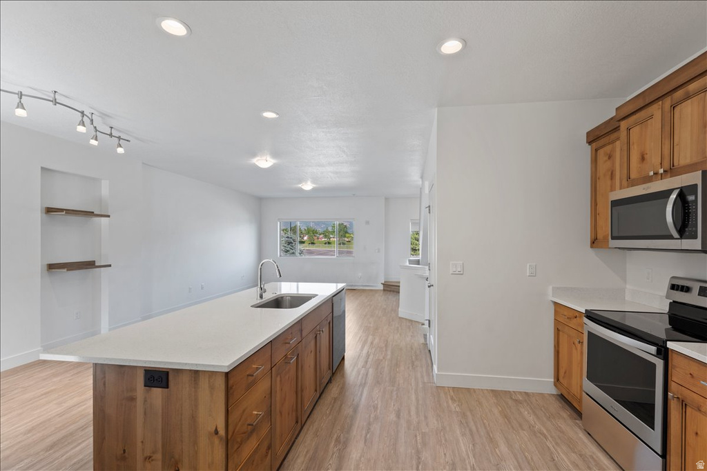 2234 N 450 W Layton, UT 84041