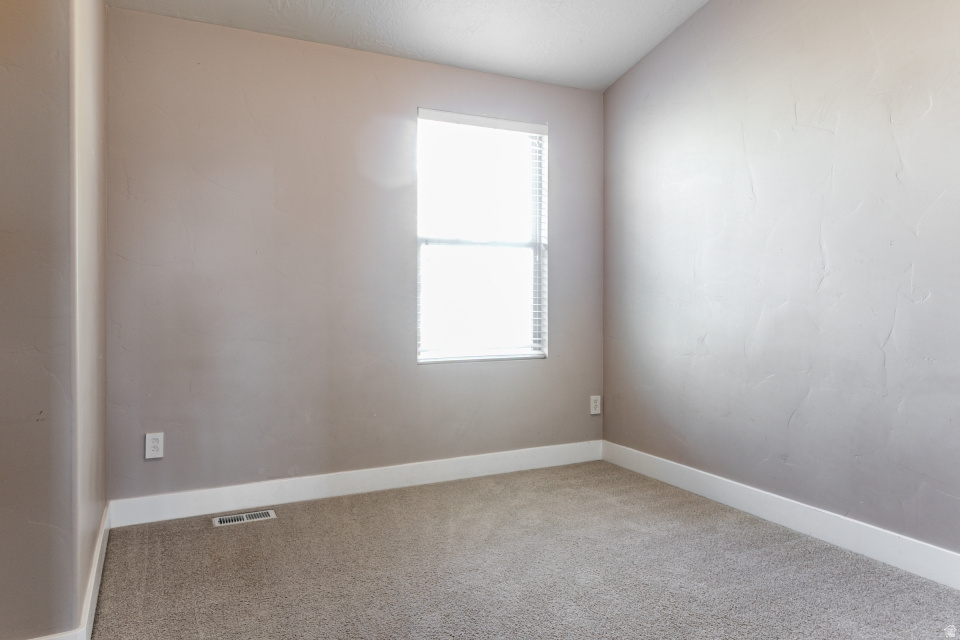 4339 W DEGRAY DR South Jordan, UT 84009