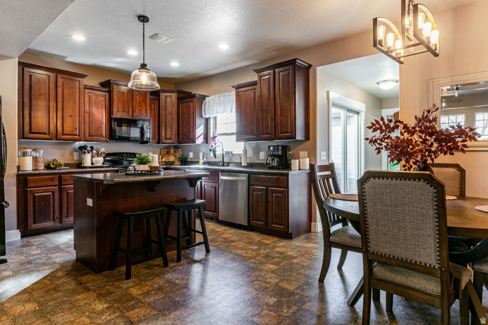 4339 W DEGRAY DR South Jordan, UT 84009