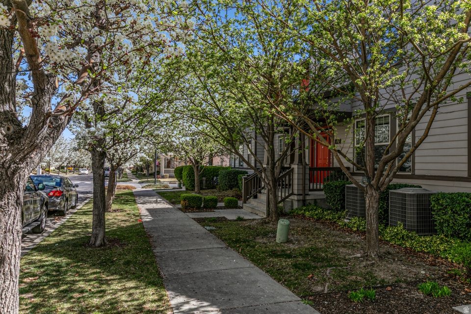 4339 W DEGRAY DR South Jordan, UT 84009